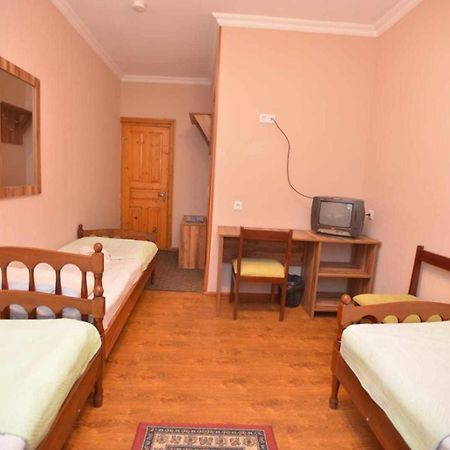 Hotel Nikea Paradiso Koutaïssi Extérieur photo