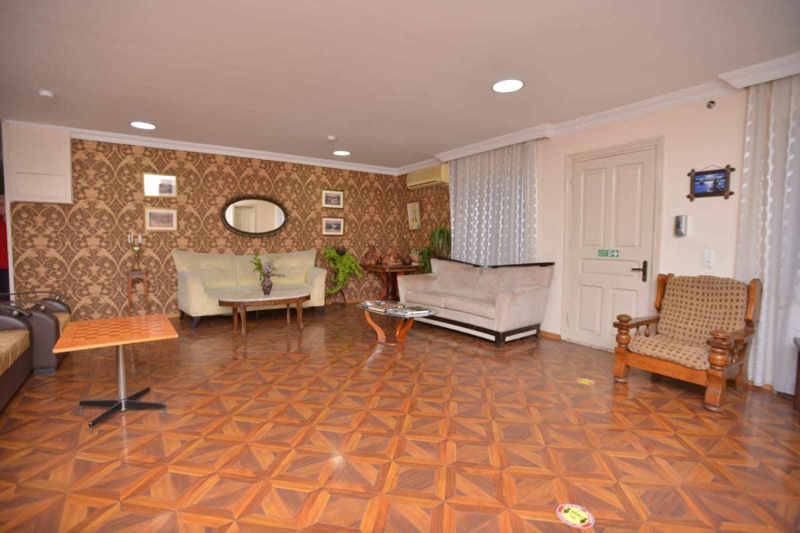 Hotel Nikea Paradiso Koutaïssi Extérieur photo