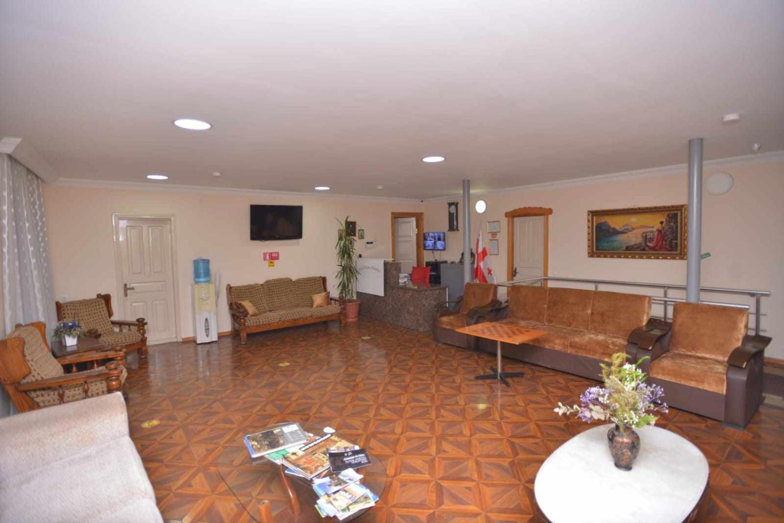 Hotel Nikea Paradiso Koutaïssi Extérieur photo
