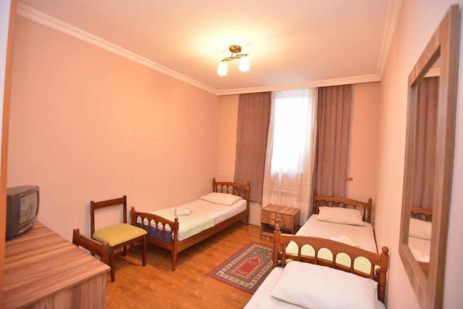 Hotel Nikea Paradiso Koutaïssi Extérieur photo